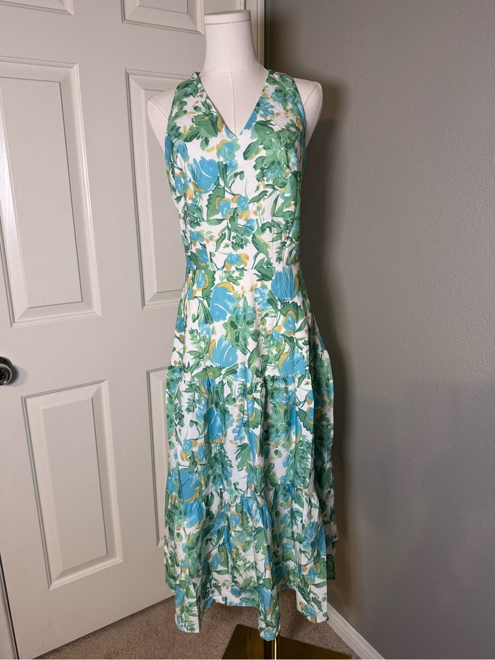 Sleeveless Halter Floral Dress in Green & Blue